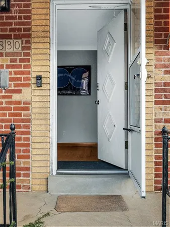 $219,900 | 2830 59th Street, St. Louis, MO 63139