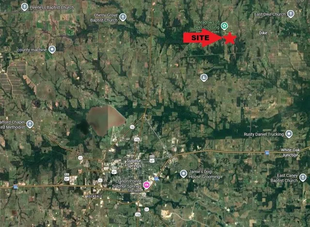 a black and white photo of a picture