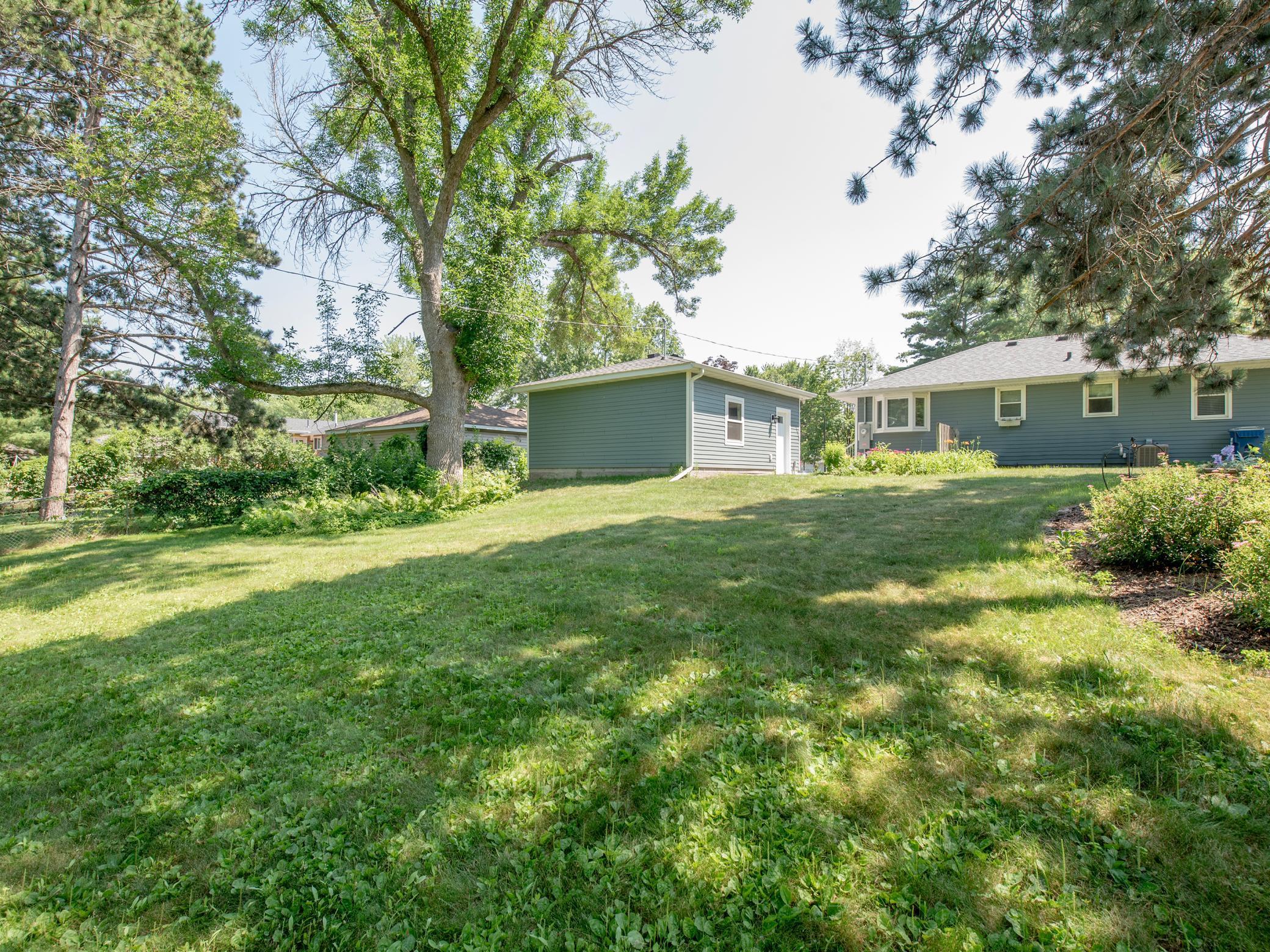 1663 Lois Drive Shoreview, MN 55126 - Photo 21 of 33 Gallery Image 21