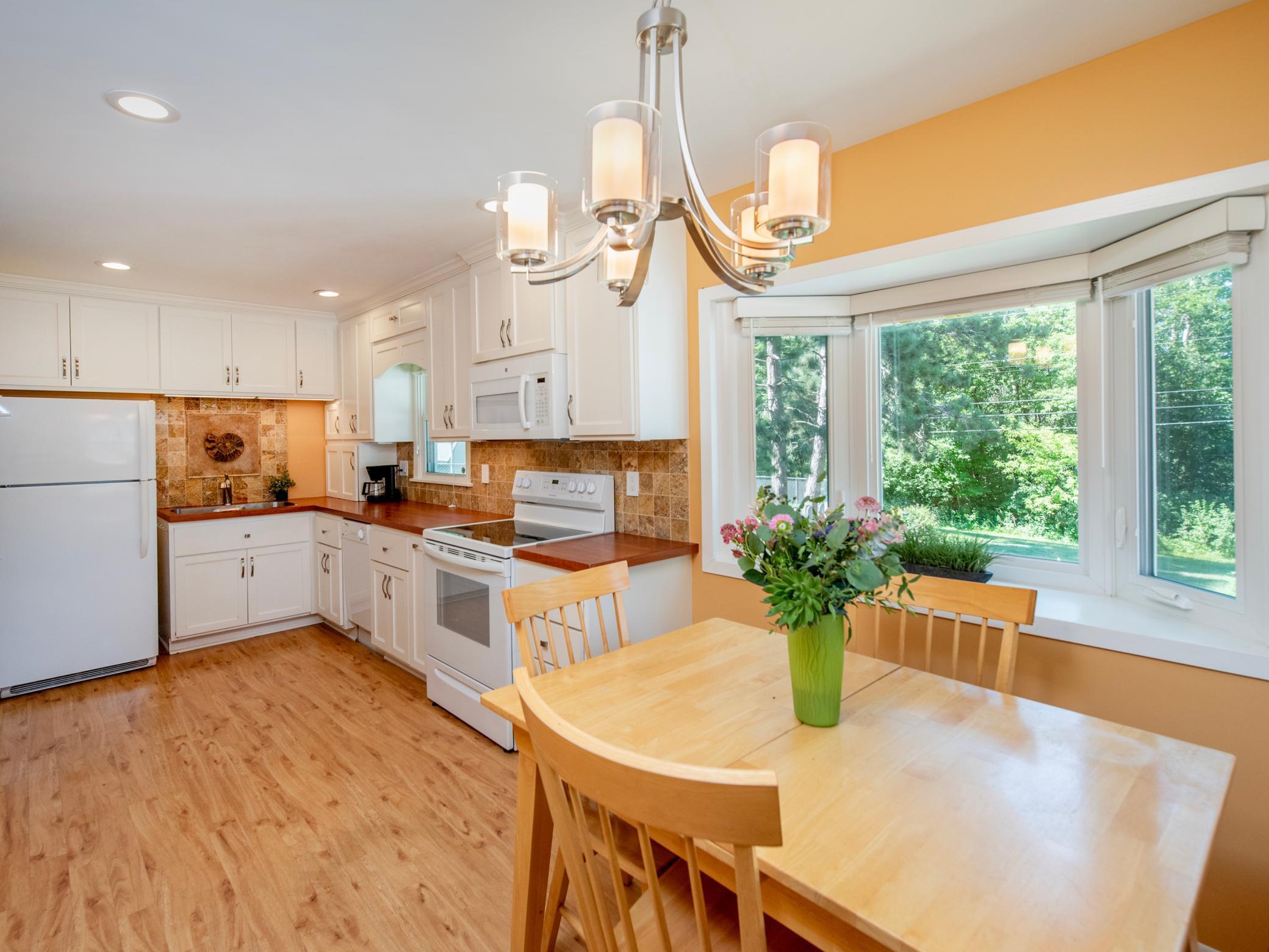 1663 Lois Drive Shoreview, MN 55126 - Photo 7 of 33 Gallery Image 7