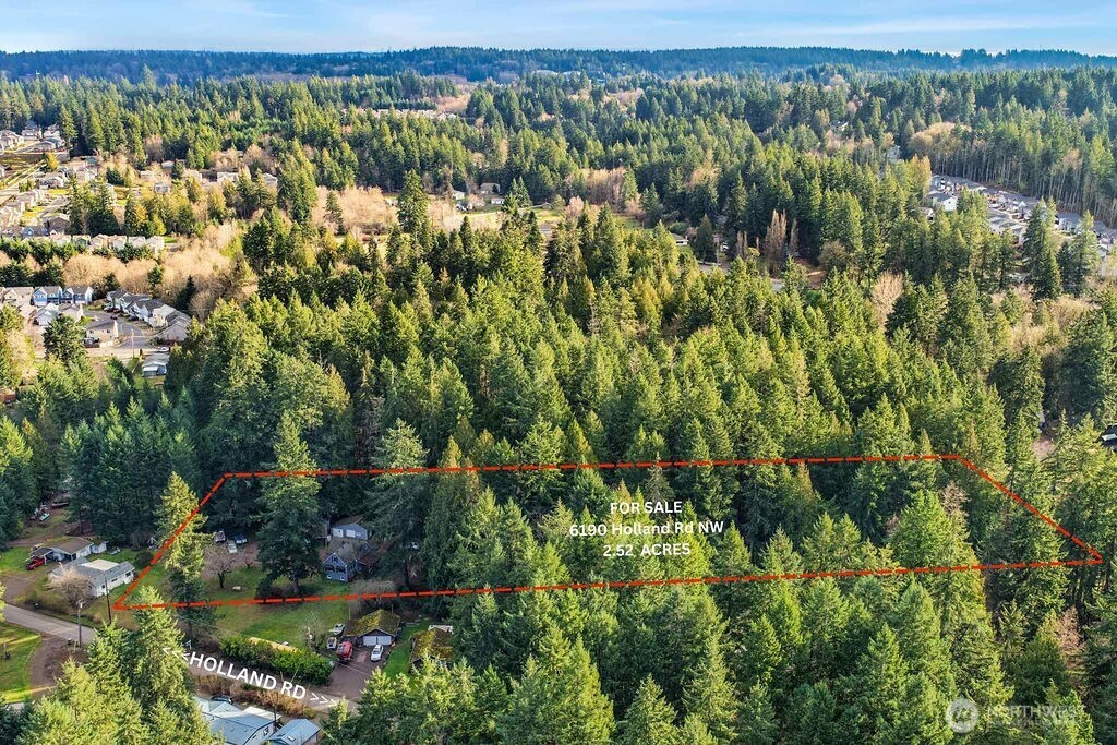 6190 Holland Road Northwest Bremerton, WA 98311 - Photo 7 of 10 a view of a city