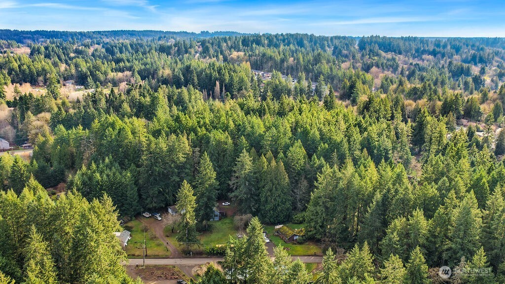 6190 Holland Road Northwest Bremerton, WA 98311 - Photo 8 of 10 a view of a city