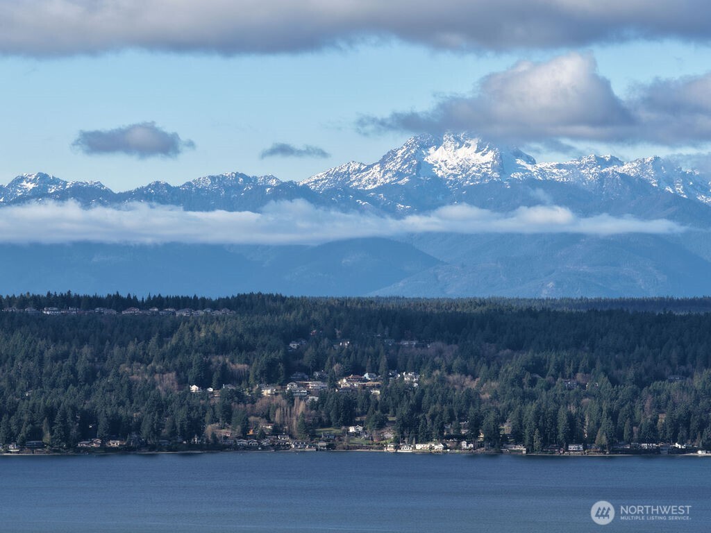 6190 Holland Road Northwest Bremerton, WA 98311 - Photo 10 of 10 a view of a city
