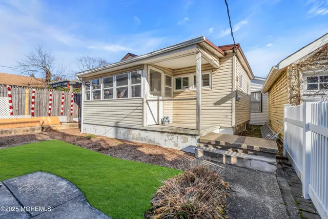 $775,000 | 1812 Fernwood Road, Unit 2, Belmar, NJ 07719