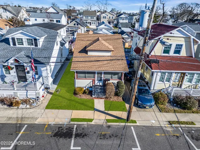 $775,000 | 1812 Fernwood Road, Unit 2, Belmar, NJ 07719