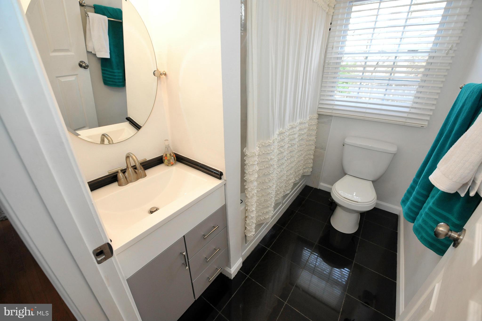 11525 Soward Drive Silver Spring, MD 20902 - Photo 13 of 27 Bath