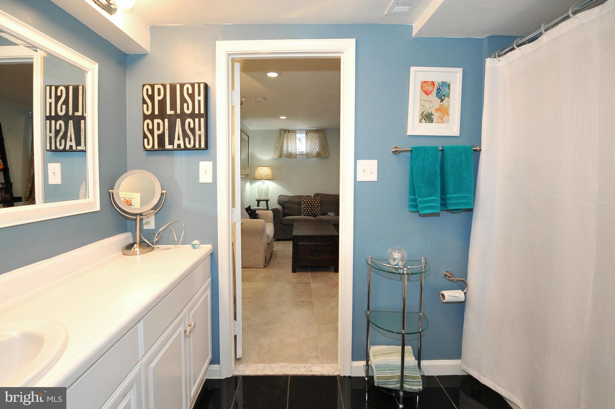 11525 Soward Drive Silver Spring, MD 20902 - Photo 21 of 27 Bath