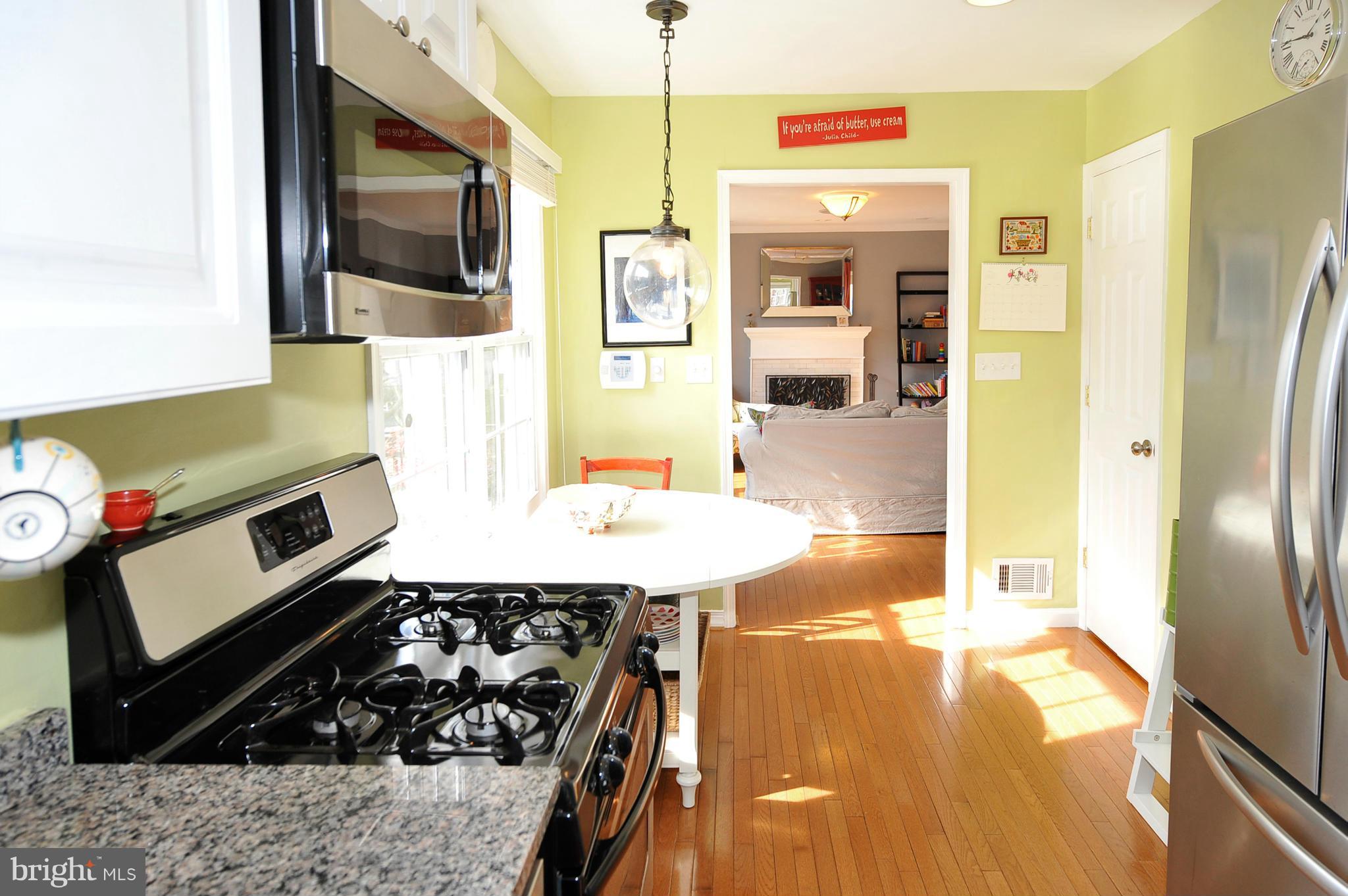 11525 Soward Drive Silver Spring, MD 20902 - Photo 8 of 27 Interior (General)