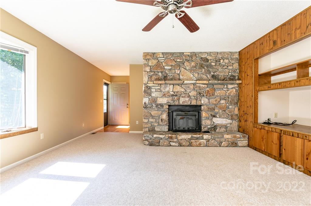 285 Mockingbird Road Swannanoa, NC 28778 - Photo 12 of 39 Gallery Image 12