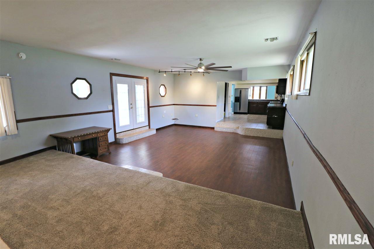 1213 South Maxwell Road Peoria, IL 61607 - Photo 15 of 22