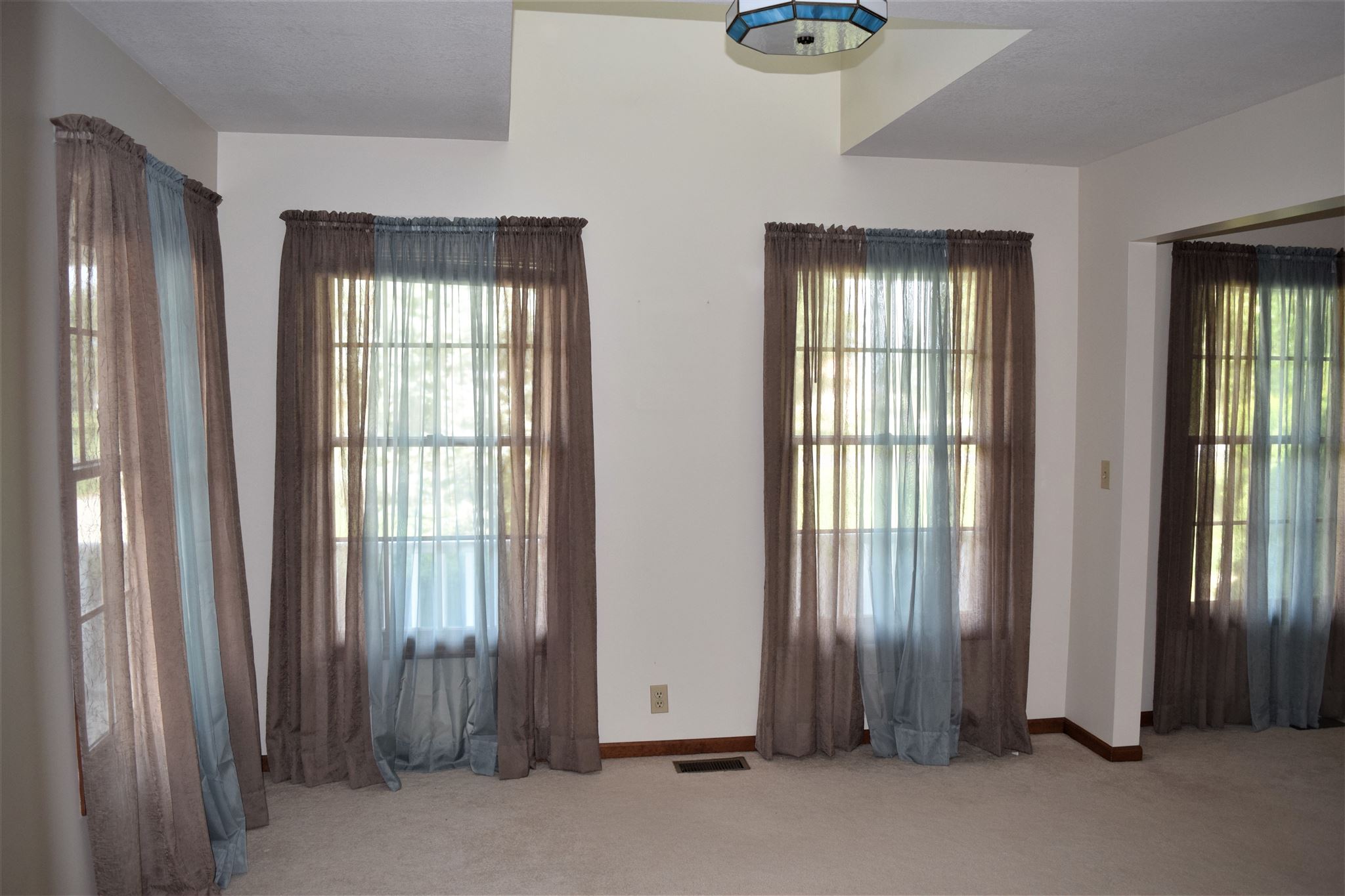 2903 East 25th Road North Huntington, IN 46750 - Photo 5 of 6 Gallery Image 5