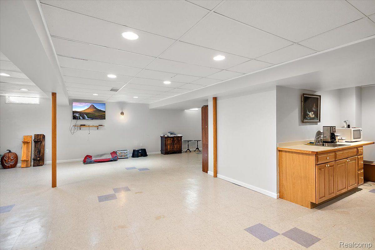 38885 Radde Street Clinton Township, MI 48036 - Photo 30 of 51 Gallery Image 30