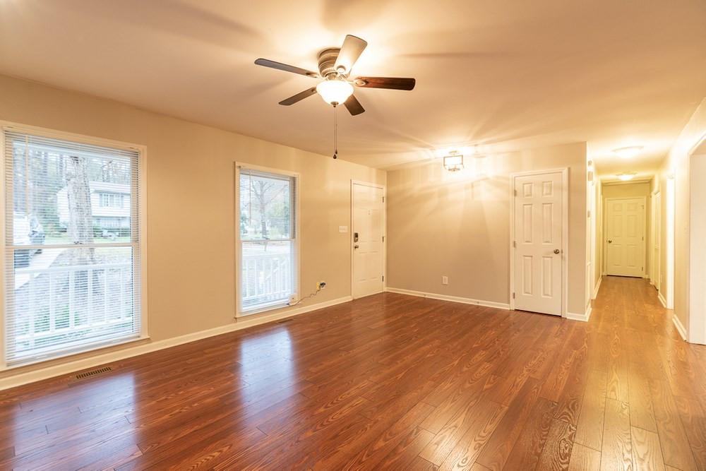 4304 Peacock Place Raleigh, NC 27616 - Photo 4 of 30 Living Room