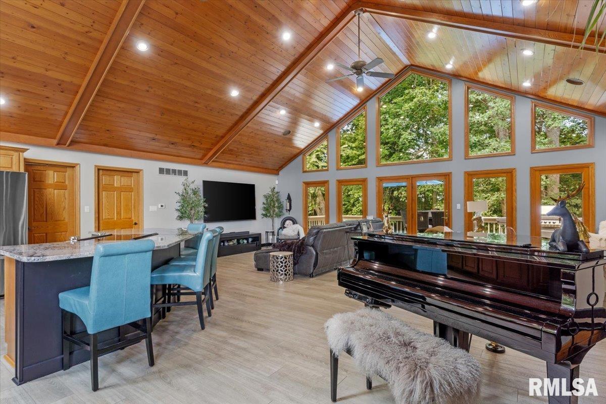 5626 Irwin Bridge Road Pleasant Plains, IL 62677 - Photo 25 of 73 Gallery Image 25