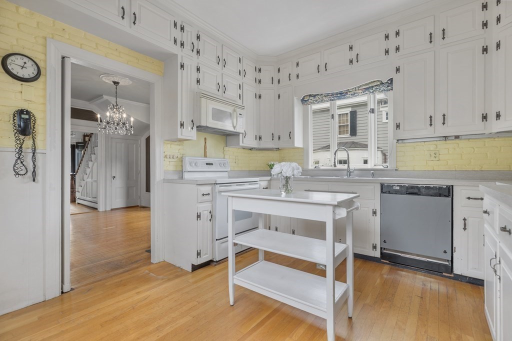 37 Fearing Road Hingham, MA 02043 - Photo 9 of 30 Gallery Image 9