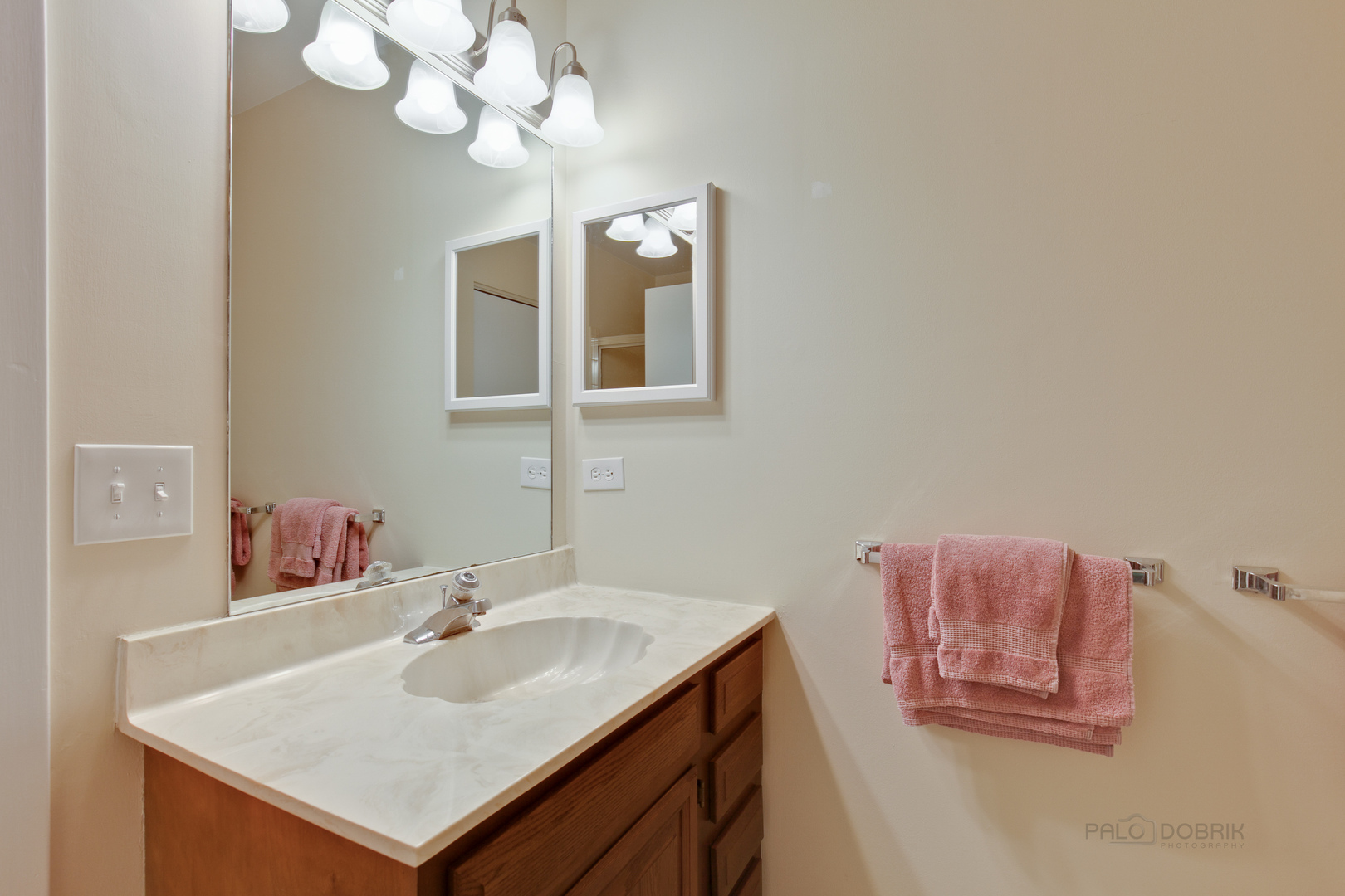 375 Newgate Court, Unit O2 Schaumburg, IL 60193 - Photo 12 of 24
