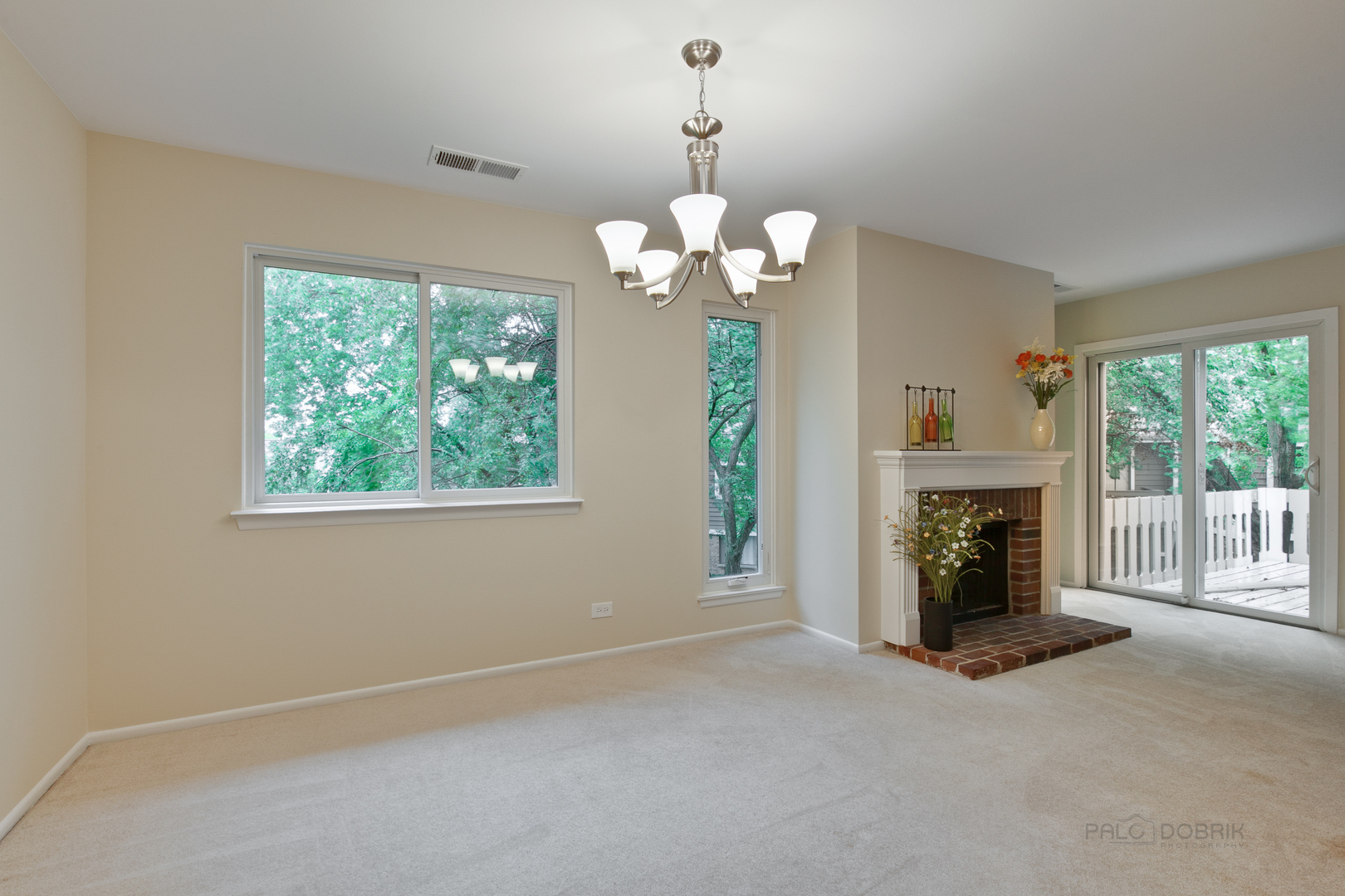 375 Newgate Court, Unit O2 Schaumburg, IL 60193 - Photo 7 of 24