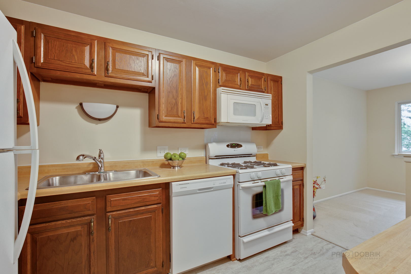 375 Newgate Court, Unit O2 Schaumburg, IL 60193 - Photo 10 of 24