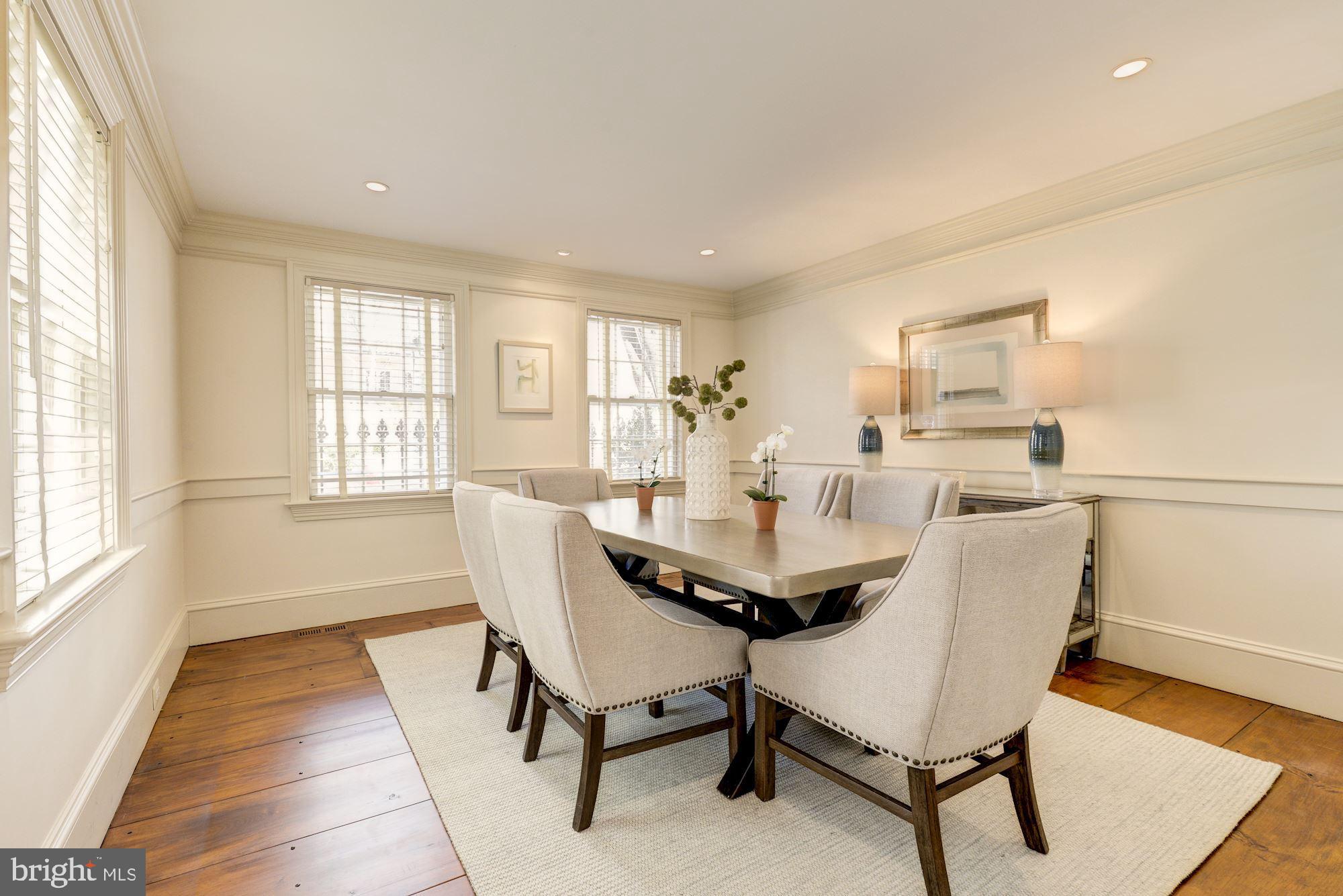 3330 Reservoir Road Northwest Washington, DC 20007 - Photo 11 of 25 FORMAL DINING ROOM