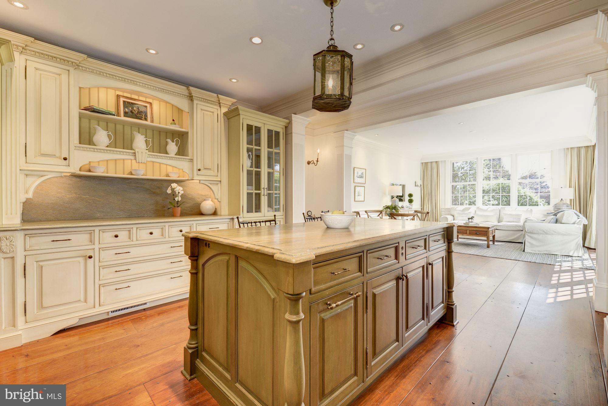 3330 Reservoir Road Northwest Washington, DC 20007 - Photo 7 of 25 OPEN LIVING ROOM KITCHEN