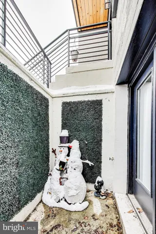 $599,000 | 2216 40th Place Northwest, Unit 2, Washington, DC 20007