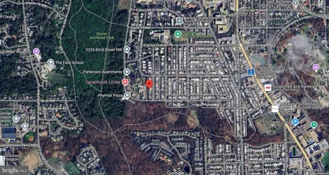 $599,000 | 2216 40th Place Northwest, Unit 2, Washington, DC 20007