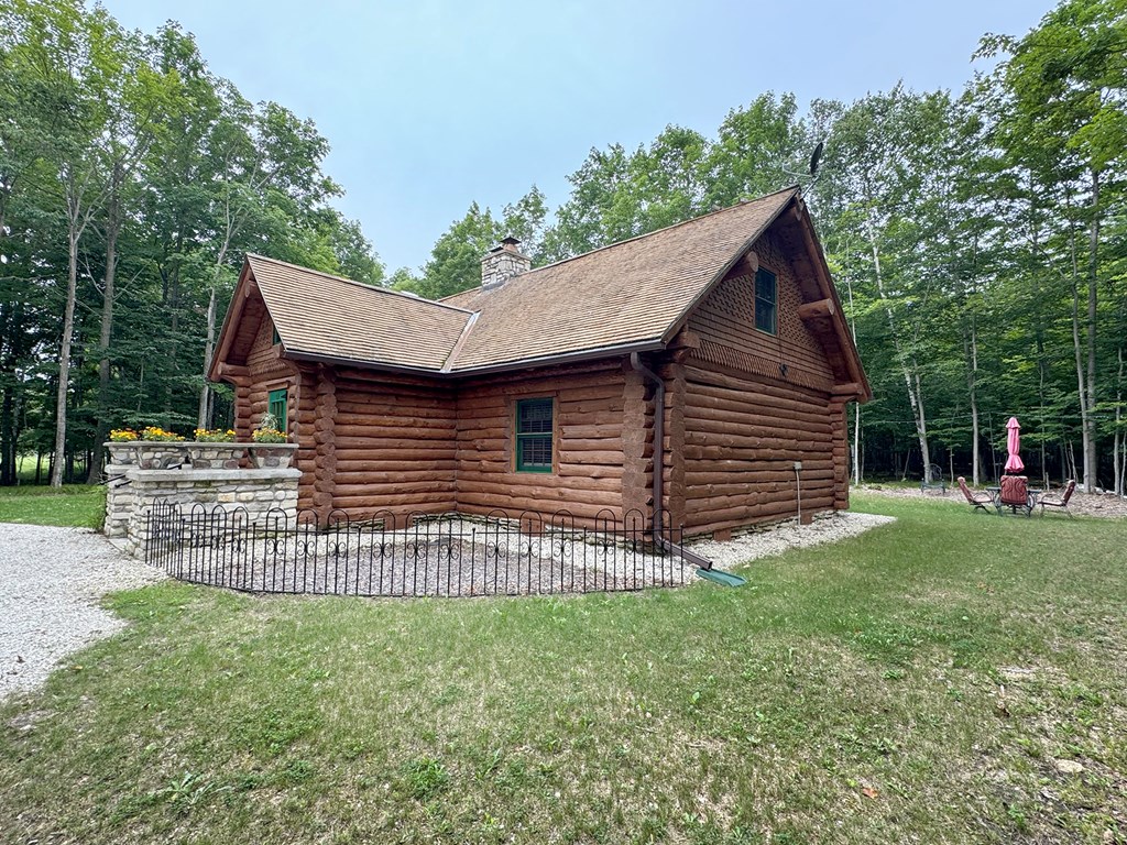 1205 East Side Road Washington Island, WI 54246 - Photo 4 of 33 Gallery Image 4