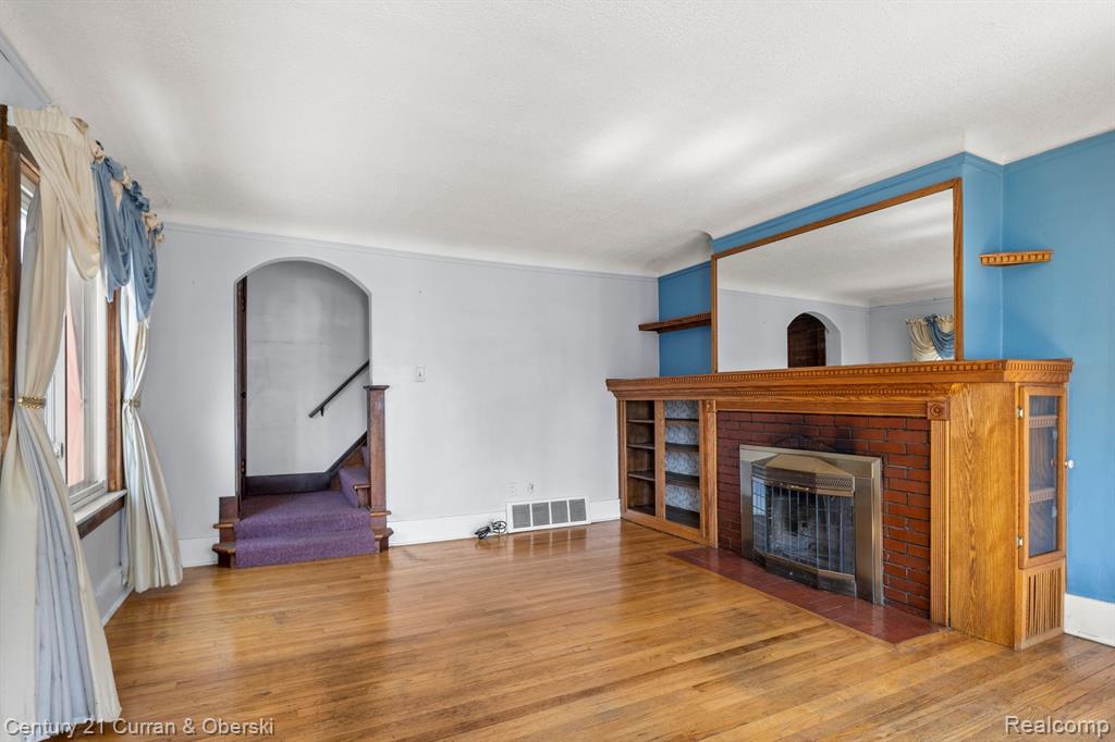 18835 Ruth Street Melvindale, MI 48122 - Photo 4 of 46