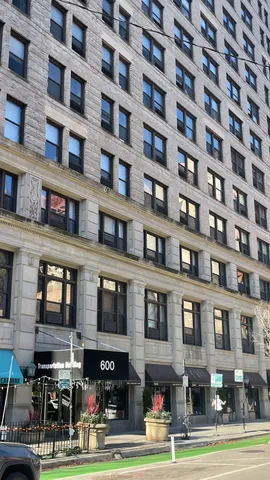 $269,900 | 600 South Dearborn Street, Unit 1209, Chicago, IL 60605