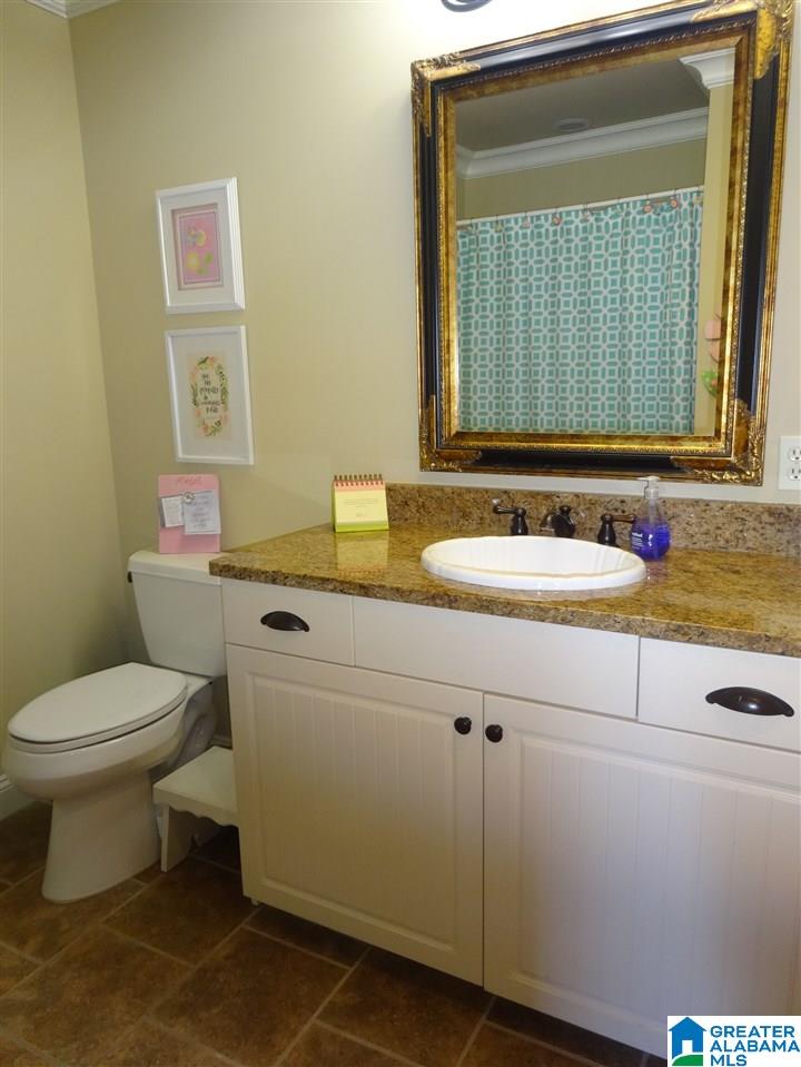 1868 Southwood Road Birmingham, AL 35216 - Photo 34 of 47