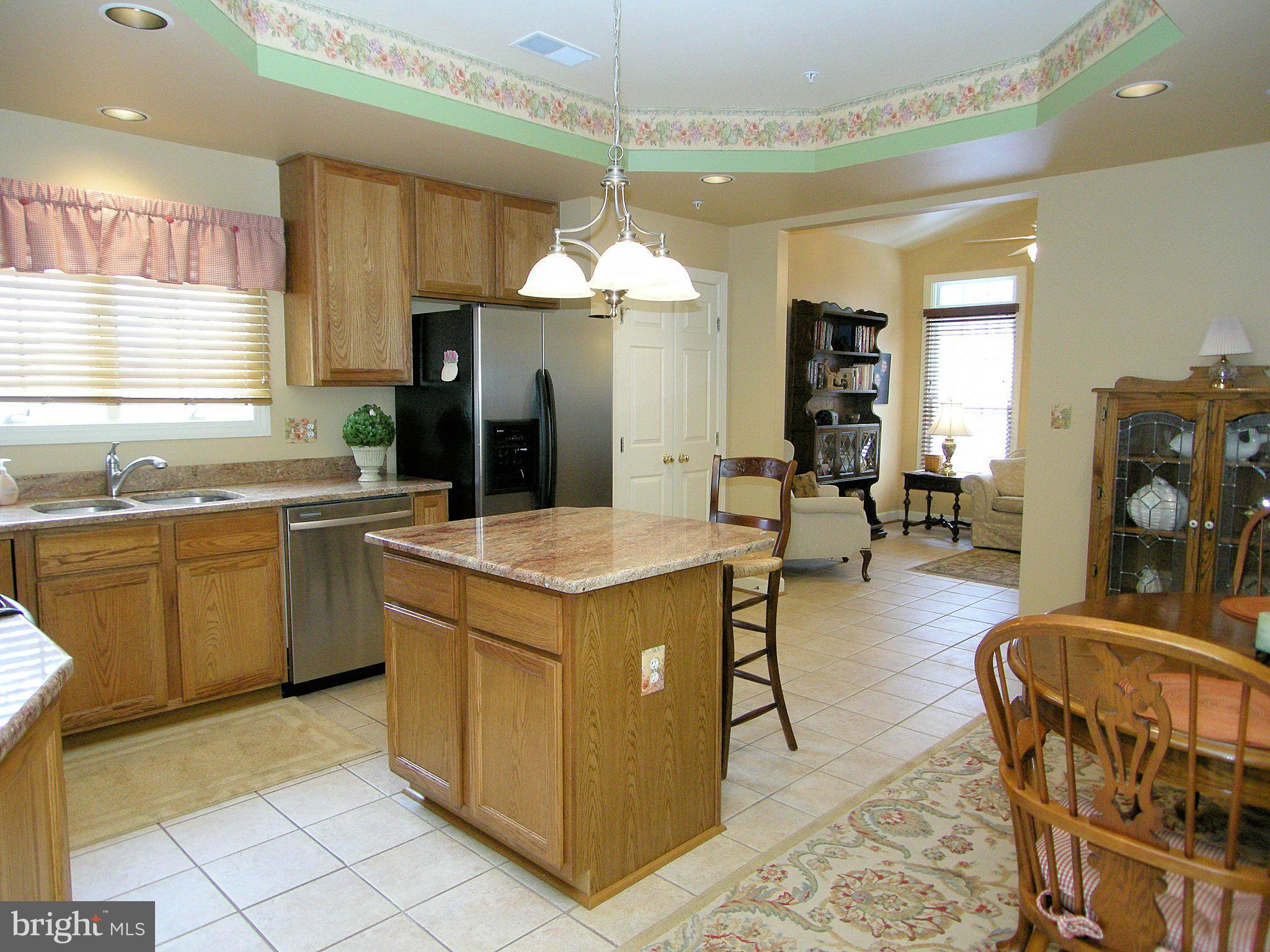 332 Colony Point Place Edgewater, MD 21037 - Photo 9 of 18 Kitchen