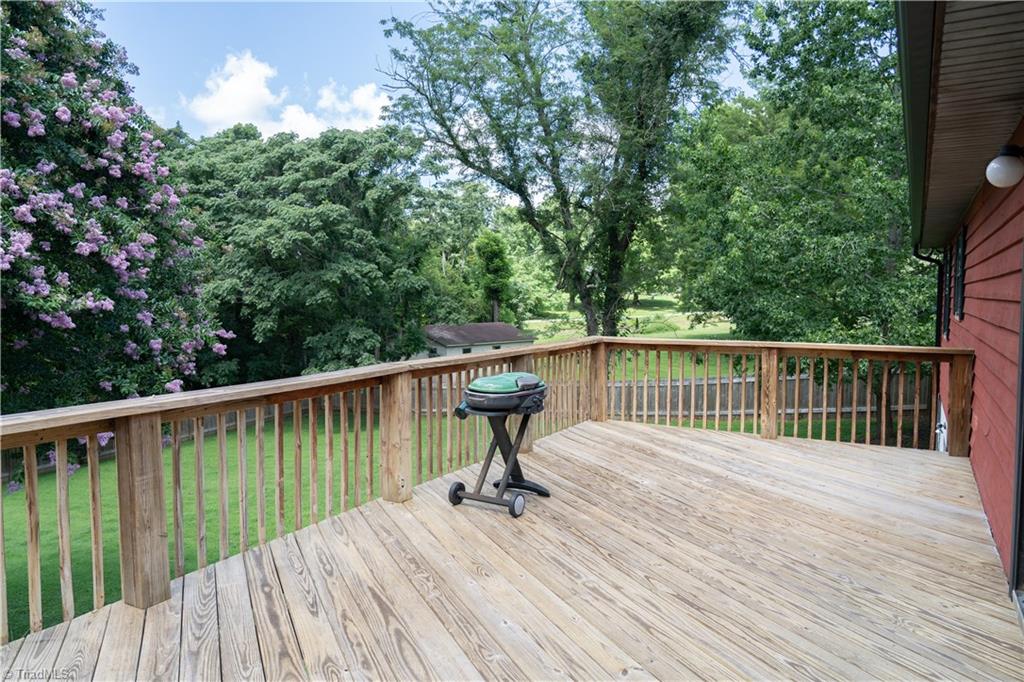 5904 Drake Road Greensboro, NC 27406 - Photo 17 of 17 Deck