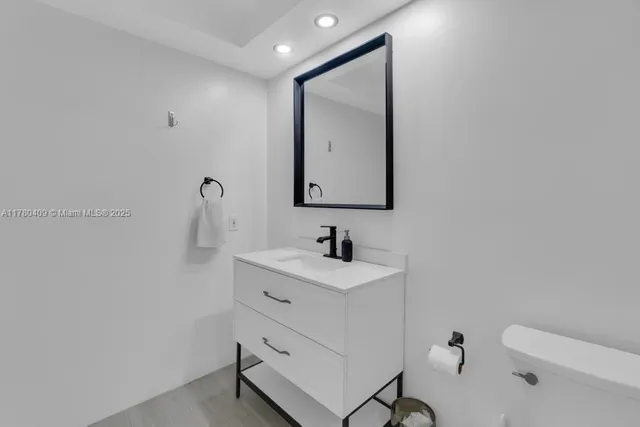 $350,000 | 16300 Golf Club Road, Unit 401, Weston, FL 33326