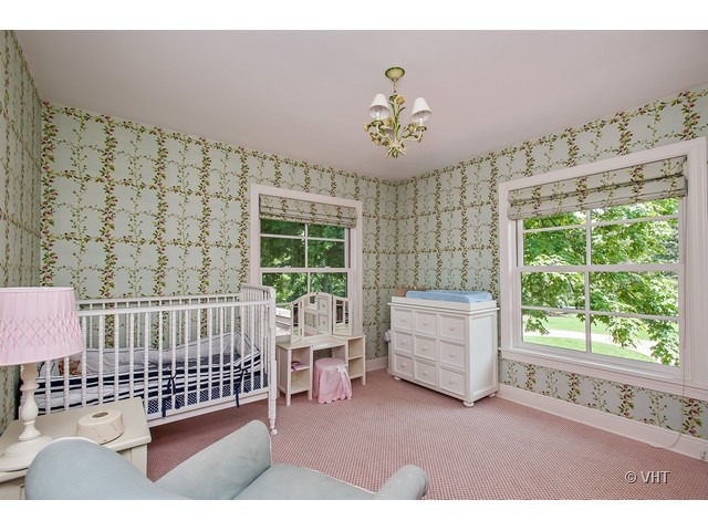 76 Locust Road Winnetka, IL 60093 - Photo 14 of 25 a view of a room with furniture and garden view
