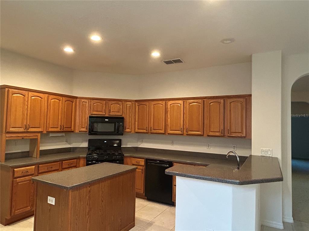 8368 Southwest 79th Circle Ocala, FL 34476 - Photo 7 of 18