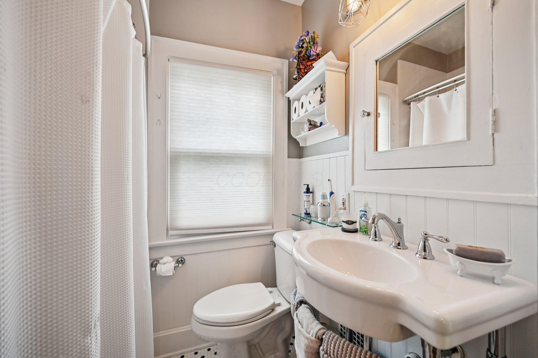 80 Glencoe Road Columbus, OH 43214 - Photo 28 of 58 24-web-or-mls-Glencoe Rd-S1610-024