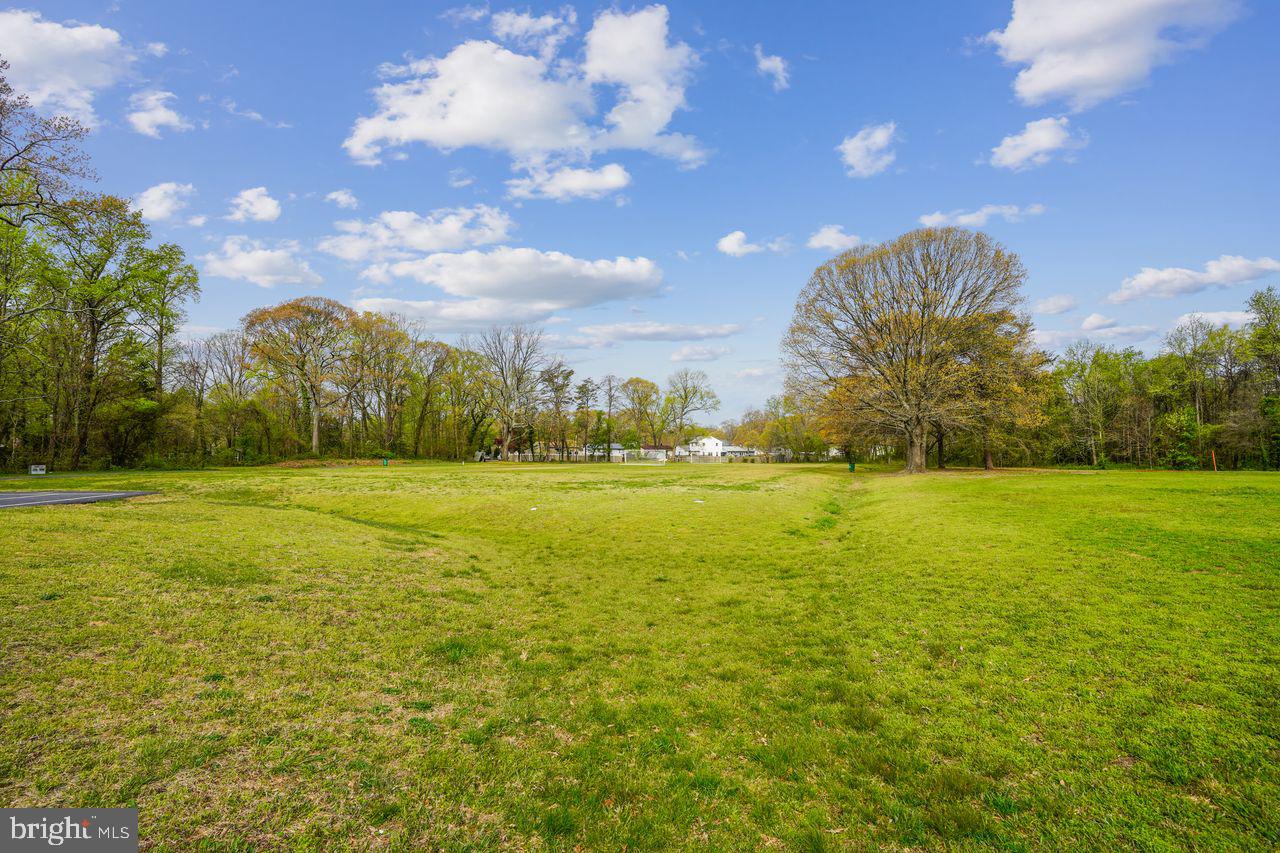 746 Match Point Drive Arnold, MD 21012 - Photo 39 of 52 a view of an ocean and a yard