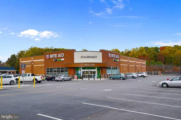 a car parked in front of a building