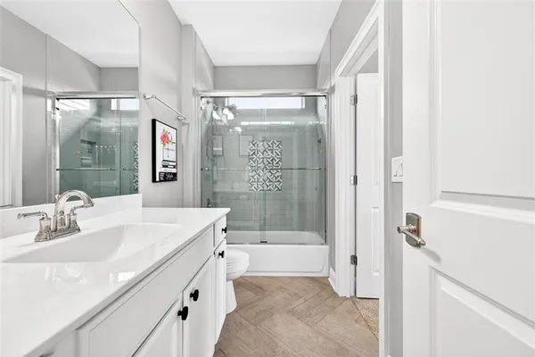 $1,249,900 | 6509 Snug Harbor Court, Flowery Branch, GA 30542