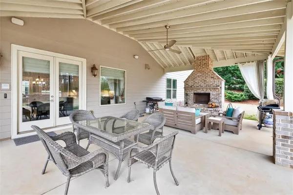 $1,249,900 | 6509 Snug Harbor Court, Flowery Branch, GA 30542