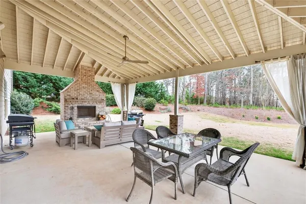 $1,249,900 | 6509 Snug Harbor Court, Flowery Branch, GA 30542