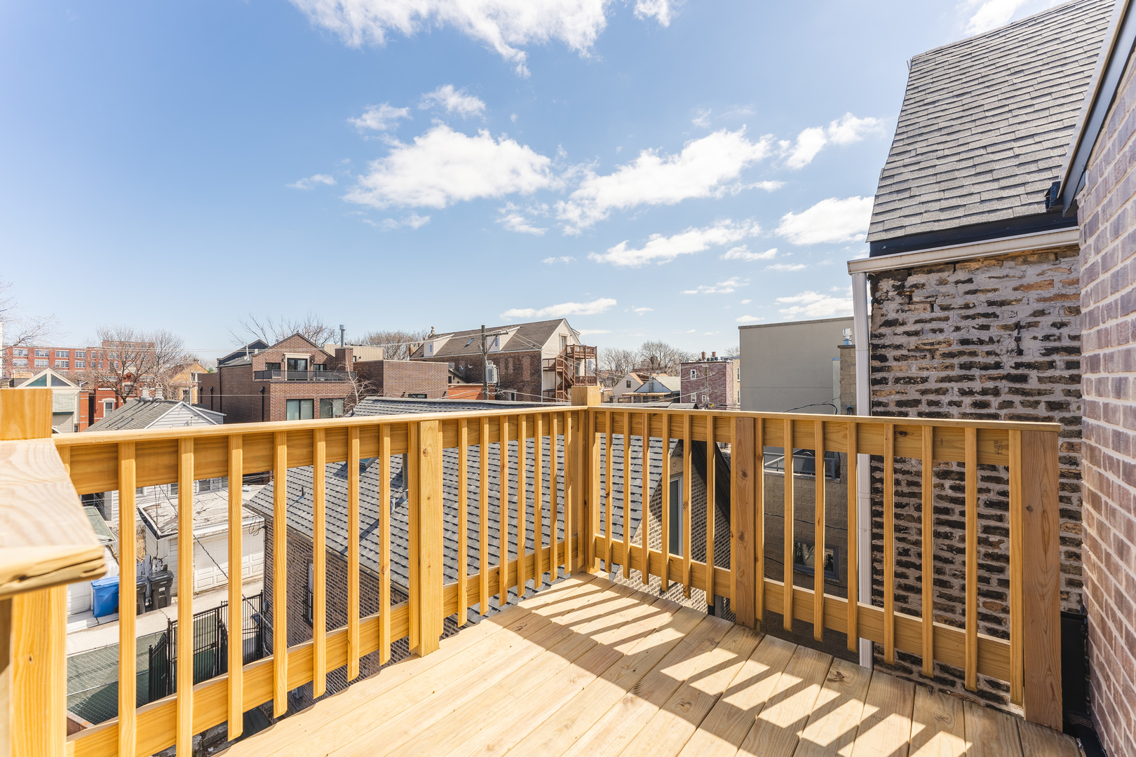 1725 North Honore Street, Unit 2R Chicago, IL 60622 - Photo 2 of 9 a view of balcony with city view
