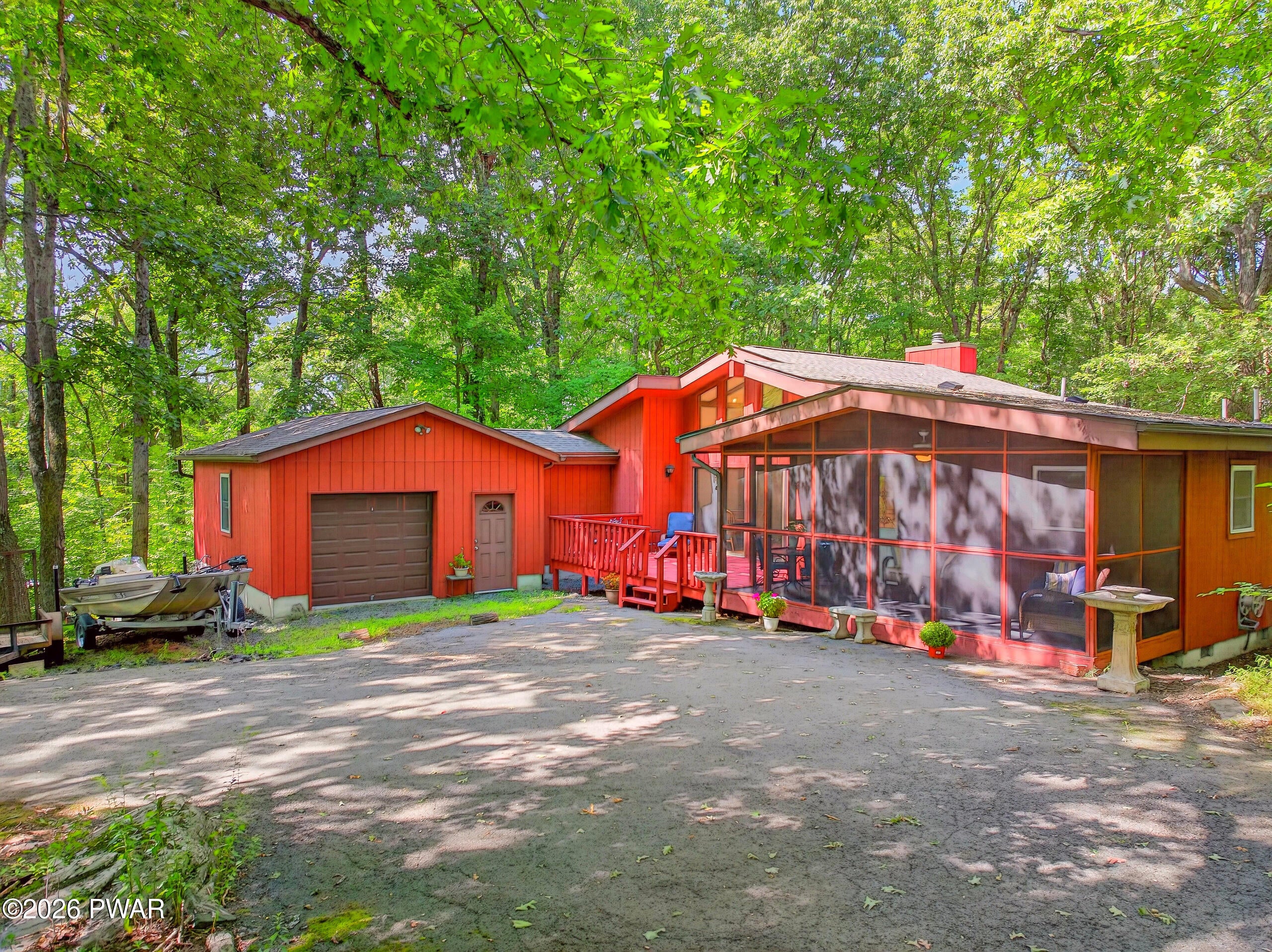505 Maple Ridge Drive Hawley, PA 18428 - Photo 2 of 41 Gallery Image 2