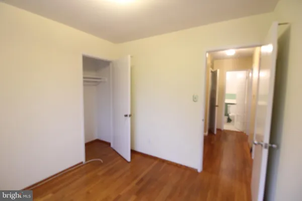 $3,500 | 7712 Royston Street, Annandale, VA 22003