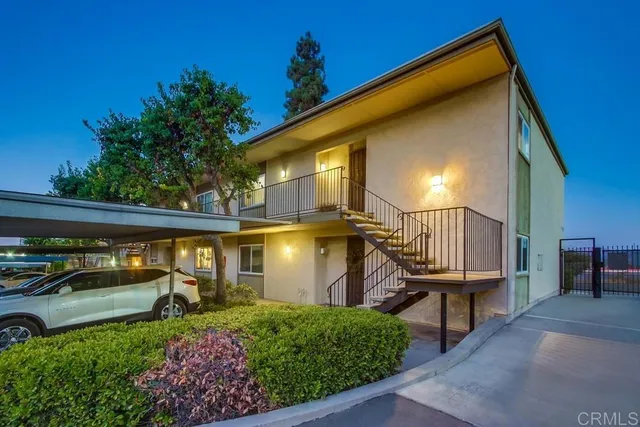 $460,000 | 168 South Pierce Street, El Cajon, CA 92020