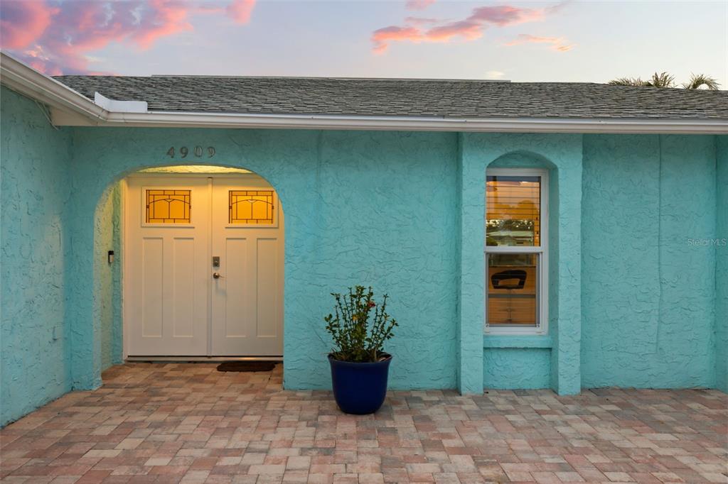 4909 Shoreview Court Port Richey, FL 34668 - Photo 2 of 67