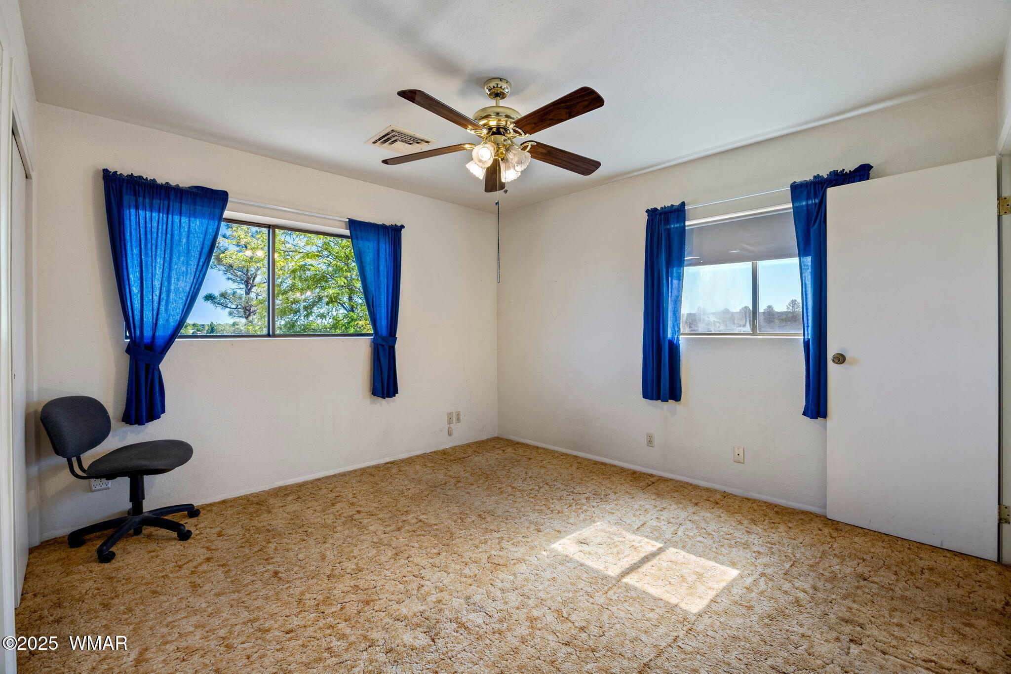 7070 Juniper Way Show Low, AZ 85901 - Photo 15 of 37 7070JuniperWay-ShowLow-AZ-14
