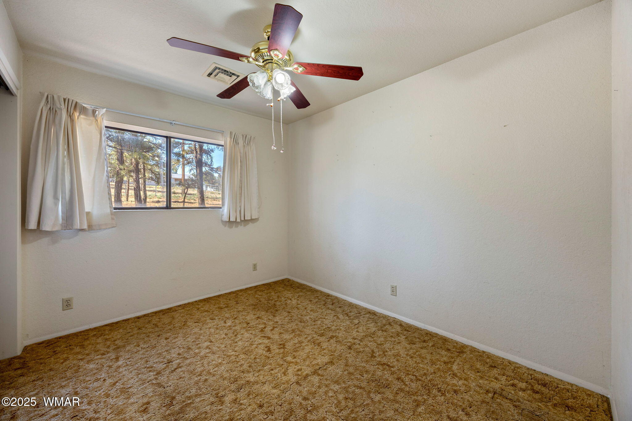 7070 Juniper Way Show Low, AZ 85901 - Photo 20 of 37 7070JuniperWay-ShowLow-AZ-19