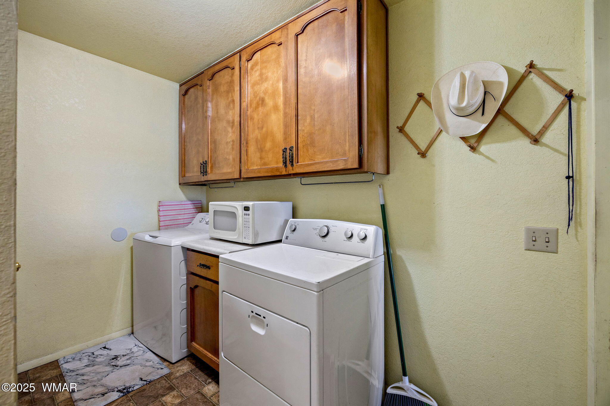 7070 Juniper Way Show Low, AZ 85901 - Photo 21 of 37 7070JuniperWay-ShowLow-AZ-20