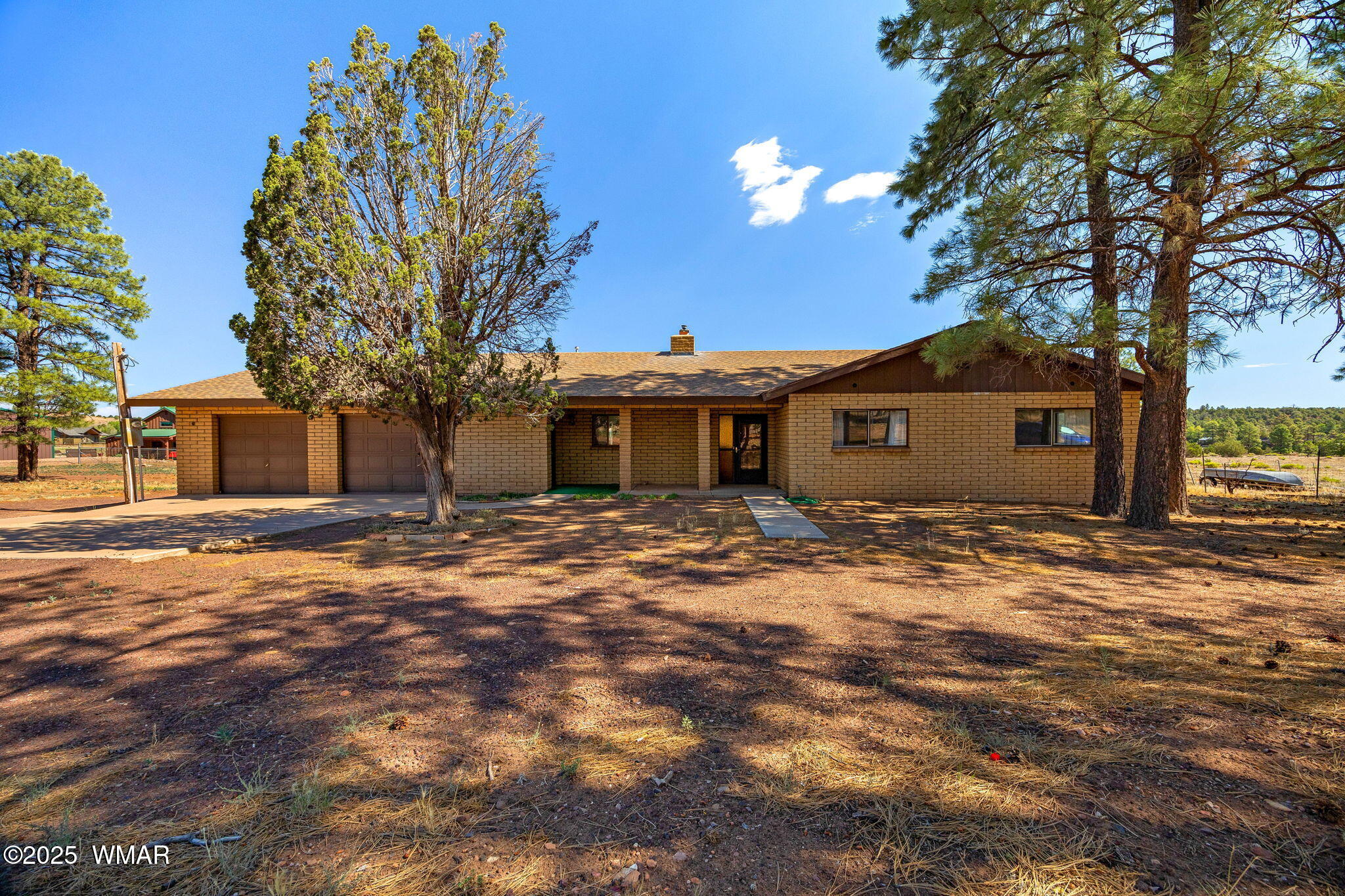 7070 Juniper Way Show Low, AZ 85901 - Photo 3 of 37 7070JuniperWay-ShowLow-AZ-1